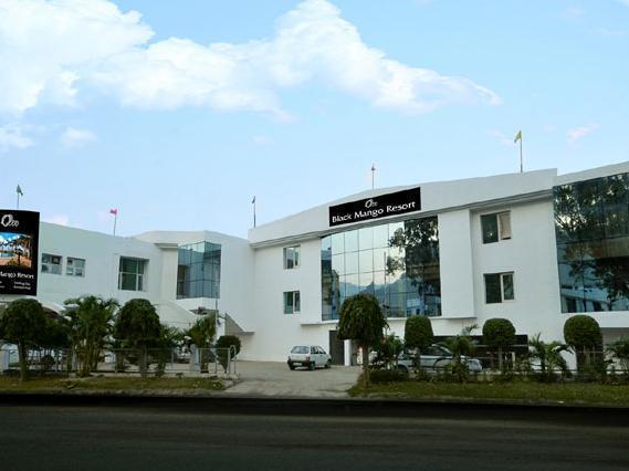Black Mango Resort Kala Amb Exterior photo